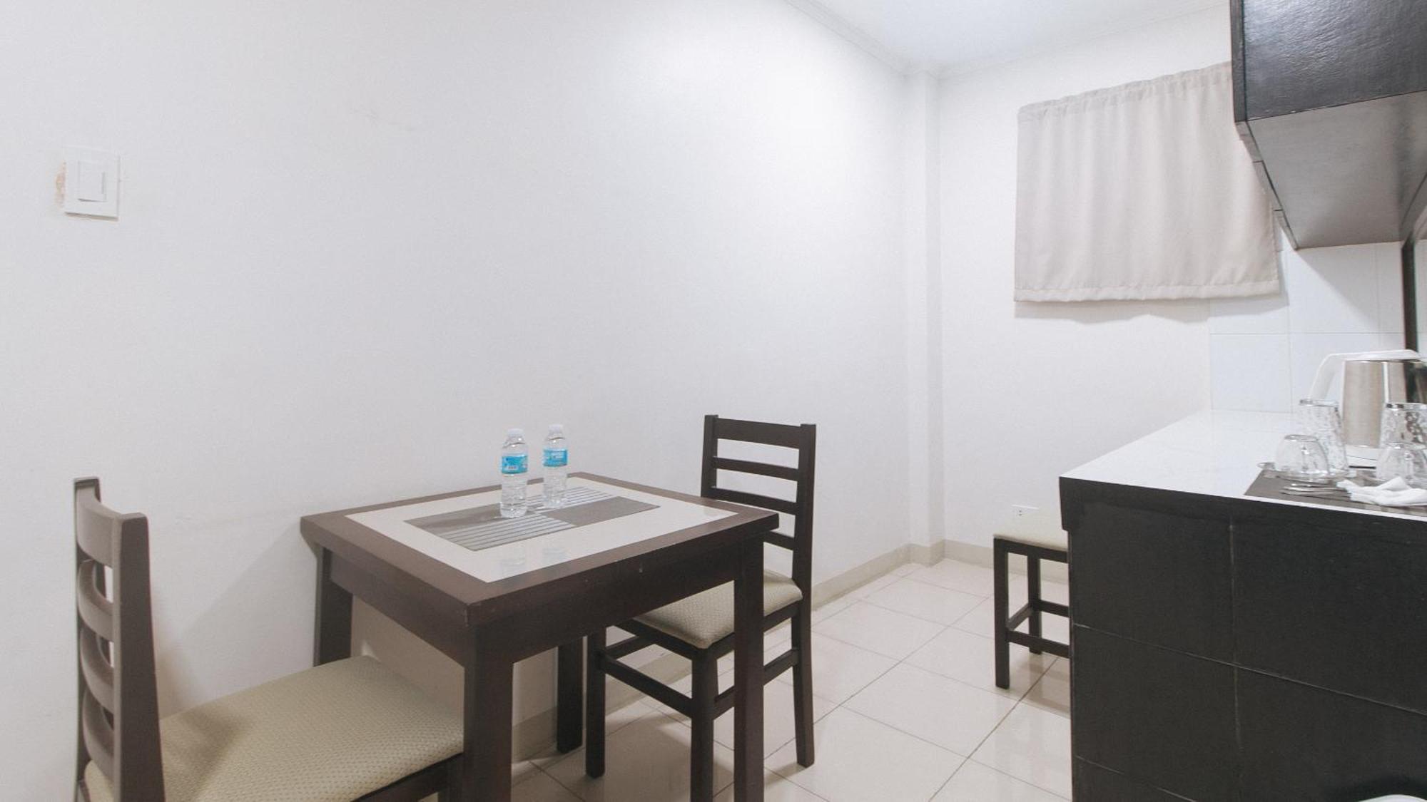 Urbanview At Evangelista Street Makati San Pedro Makati Exterior foto