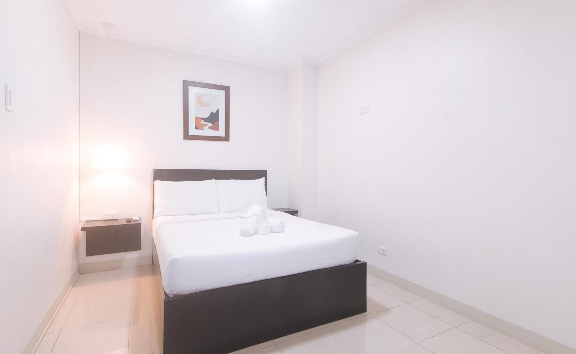 Urbanview At Evangelista Street Makati San Pedro Makati Exterior foto