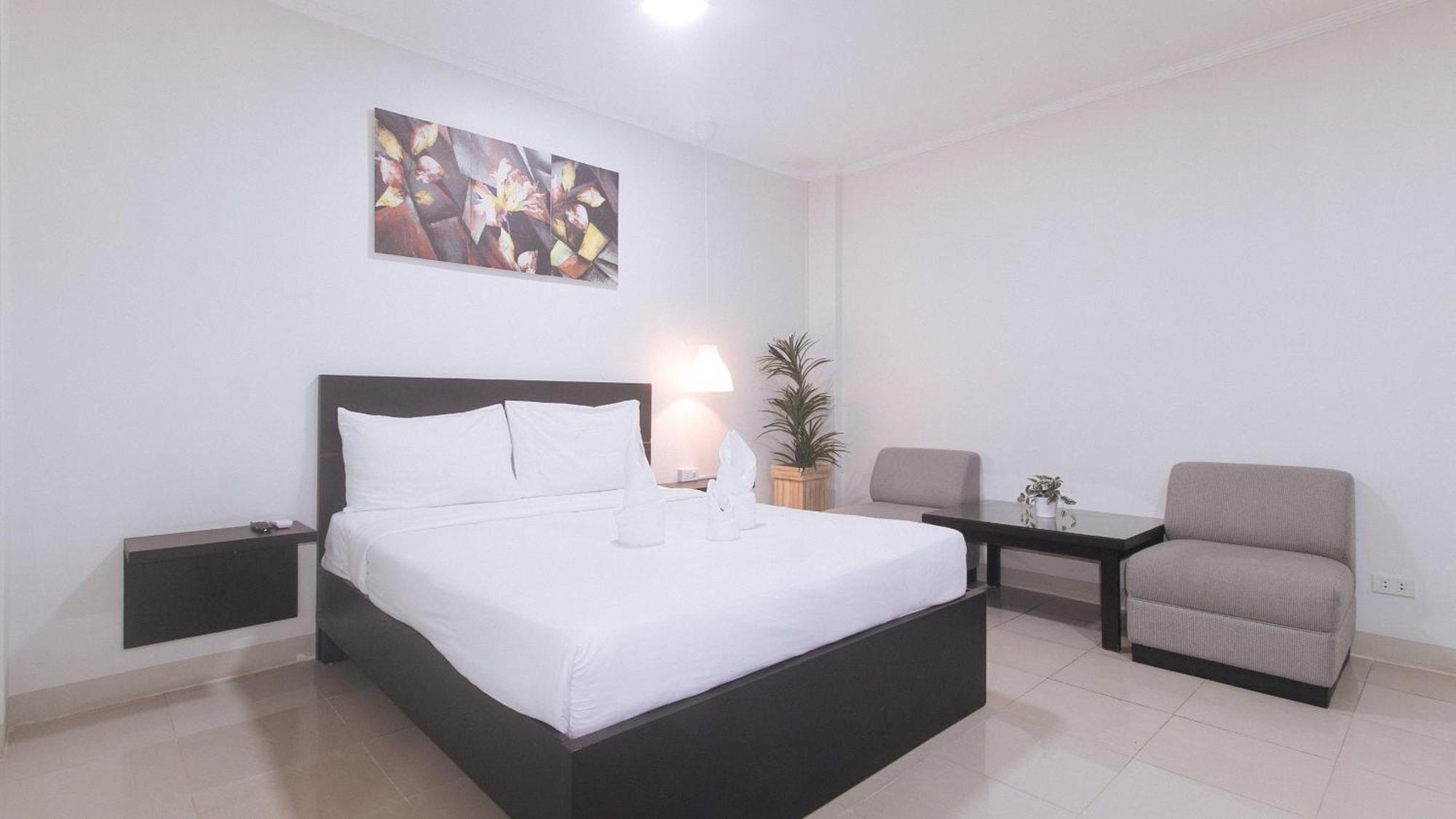 Urbanview At Evangelista Street Makati San Pedro Makati Exterior foto